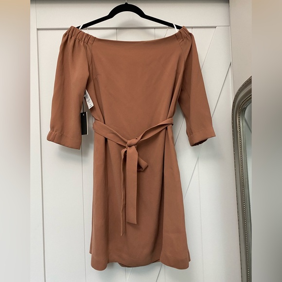 Aritzia Babaton Brightwell Dress - Picture 5 of 10